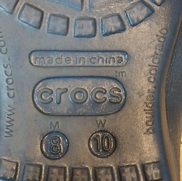 Crocs University of Michigan Wolverines men’s flip-flops size 8 Womens 10 - Picture 4 of 6